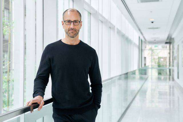 Professor Mark Bathe Mark Bathe